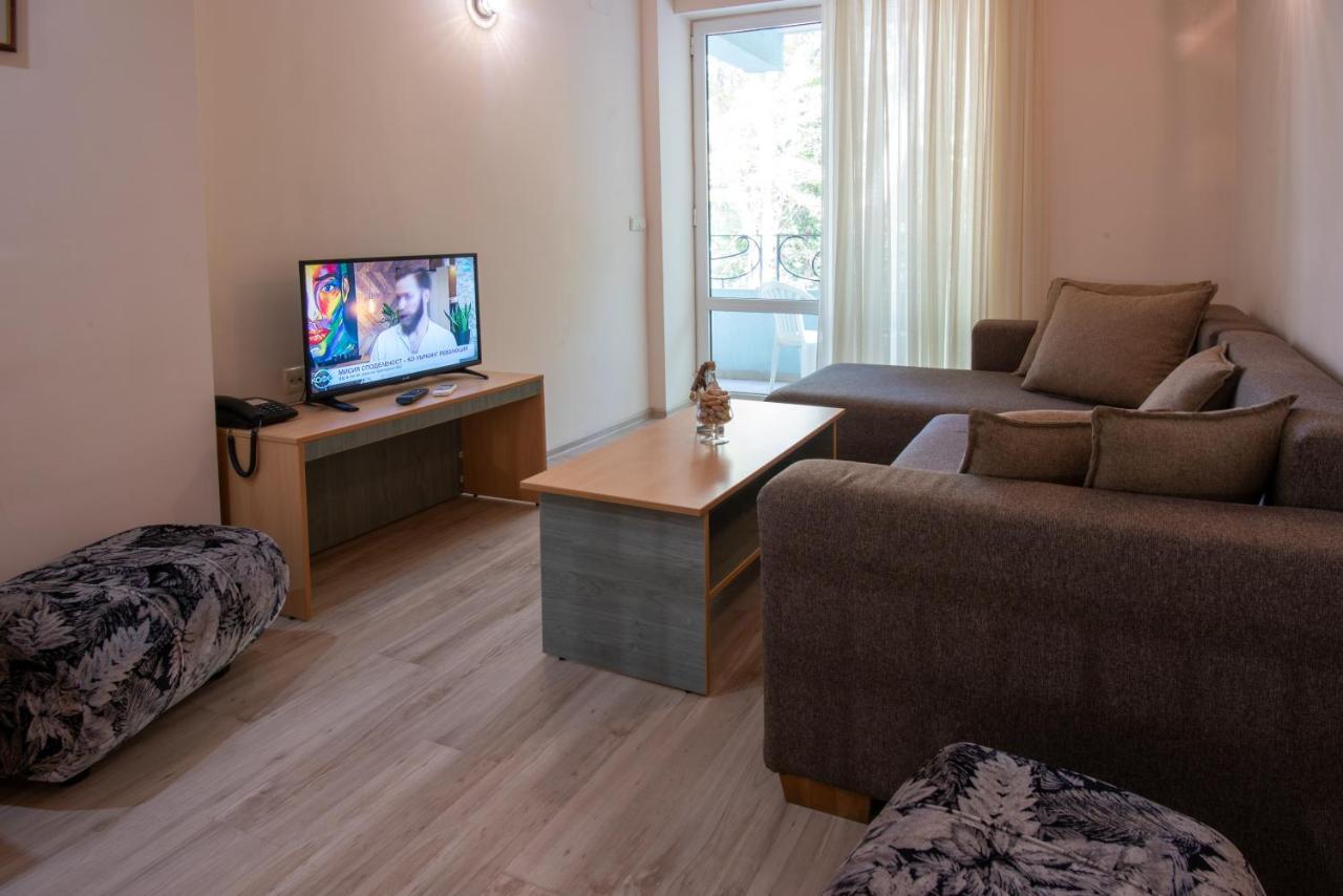 Ariana Hotel Китен Экстерьер фото