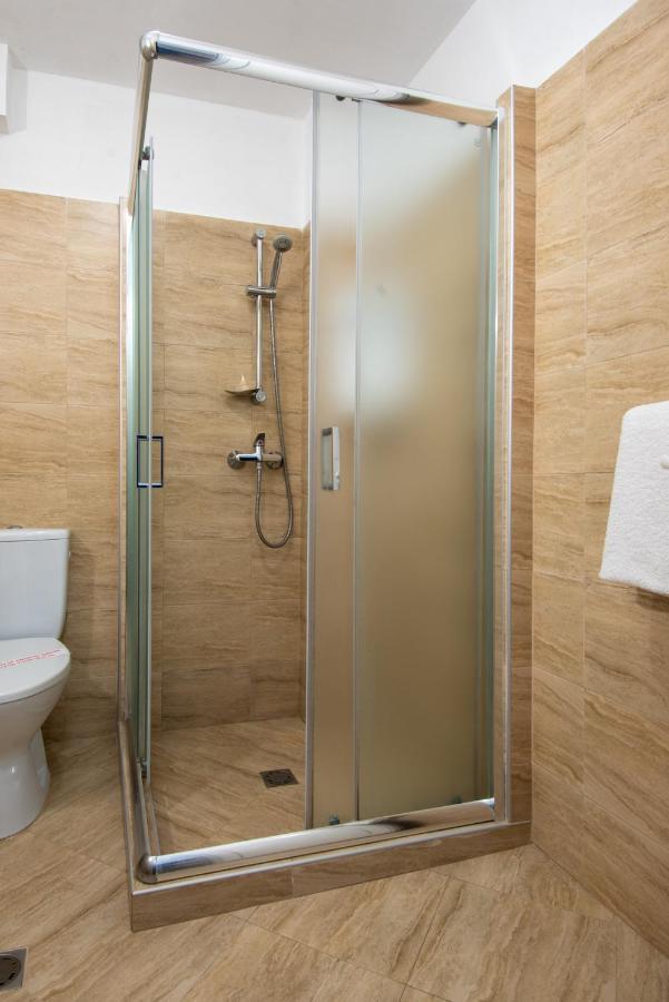 Ariana Hotel Китен Экстерьер фото