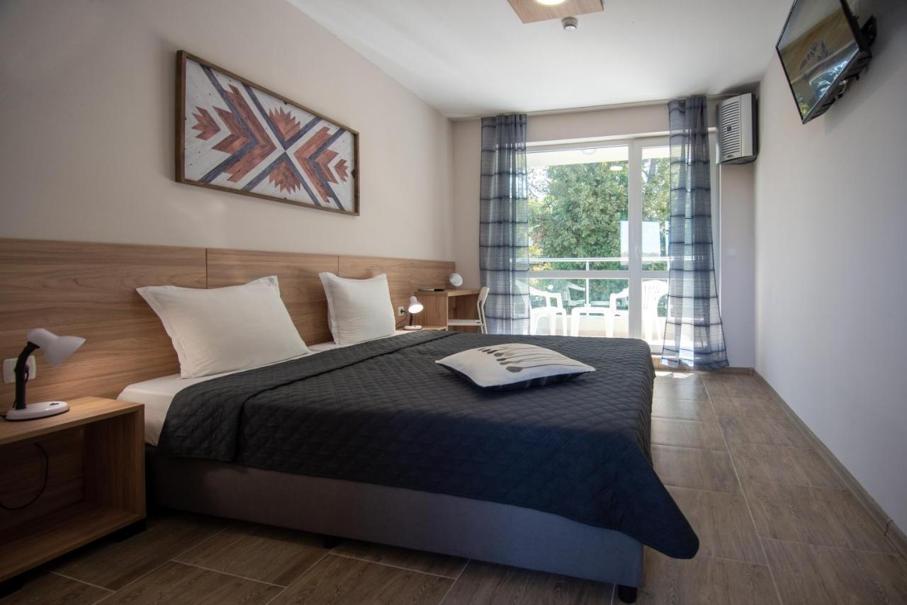 Ariana Hotel Китен Экстерьер фото